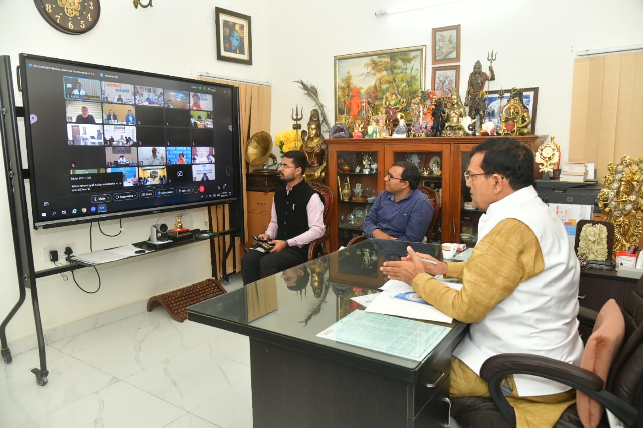 पीएम स्वनिधि योजना की वर्चुअल समीक्षा बैठक सम्पन्न, केंद्रीय मंत्री श्री मनोहर लाल खट्टर ने की राज्यों के प्रदर्शन की सराहना