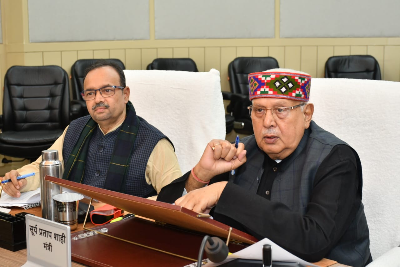 कृषि मंत्री ने की ​रबी सीजन के लिए उर्वरक आपूर्ति की समीक्षा