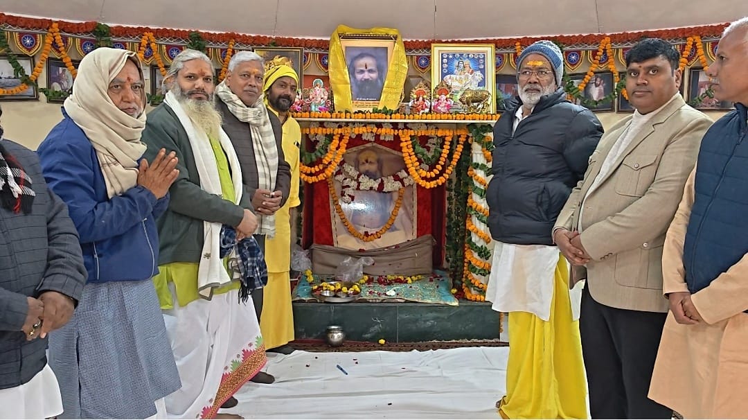 श्रद्धा और भक्ति के साथ मनाया गया श्री श्रीपाद बाबा महाराज का 29वां निकुंज प्रवेशोत्सव