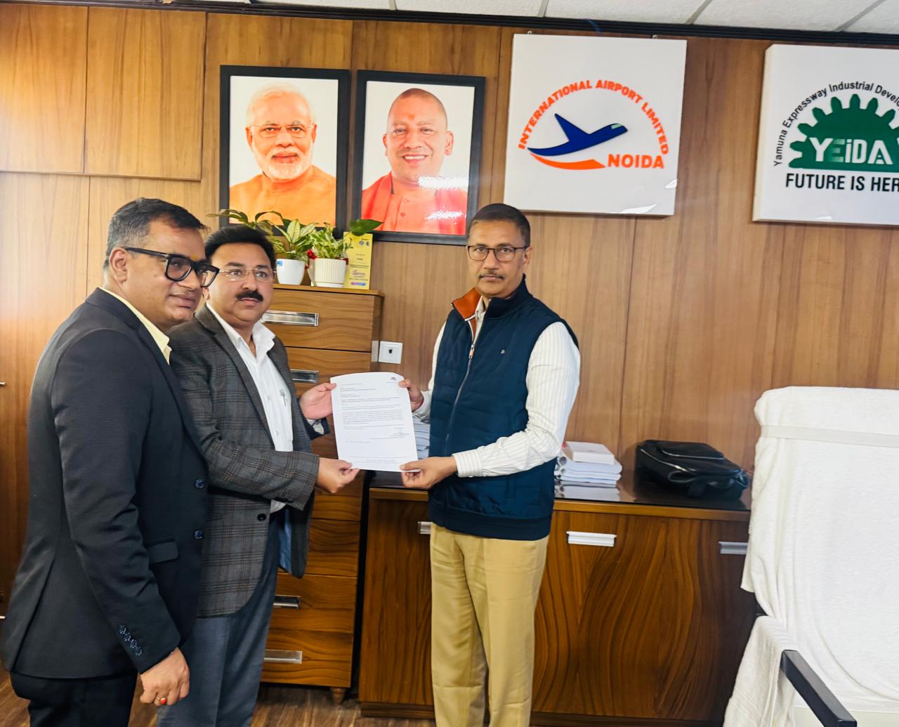 सिम्प्लास्ट ग्रुप करेगा ₹70 करोड़ का निवेश, यमुना क्षेत्र में लगेगी वैश्विक विनिर्माण इकाई