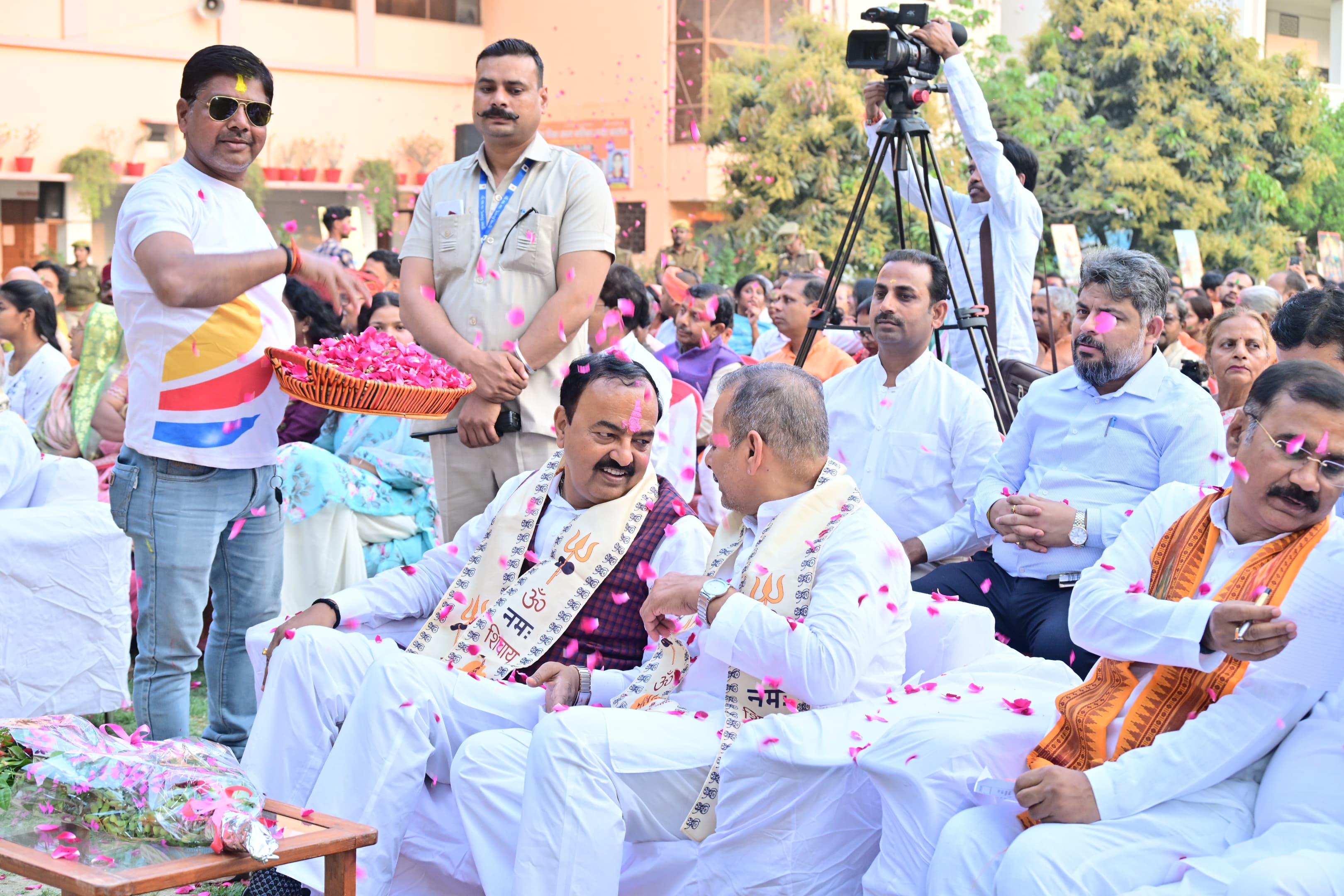 उप मुख्यमंत्री ने केशव प्रसाद मौर्य ने दी होली की बधाई, समाज में प्रेम, सद्भाव और एकता का दिया संदेश