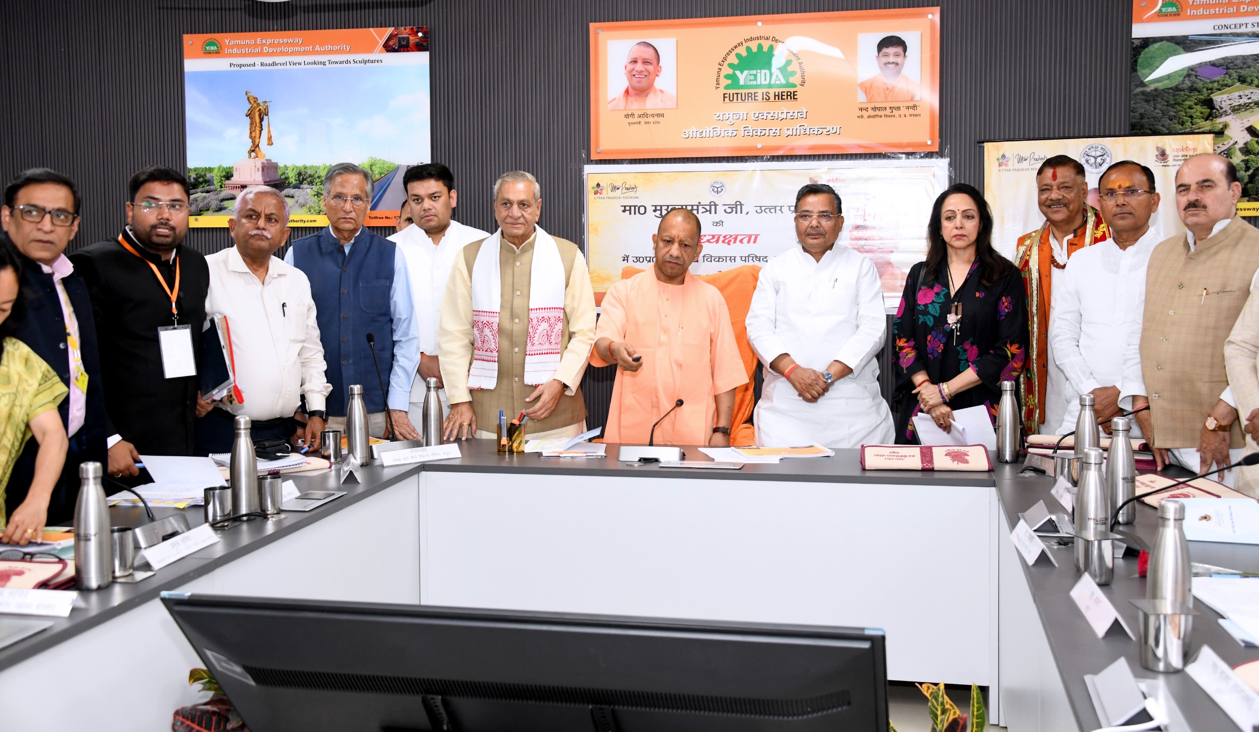 ब्रज की परम्परा और आस्था का सम्मान करते हुए होगा ब्रजमंडल का समग्र विकास: मुख्यमंत्री