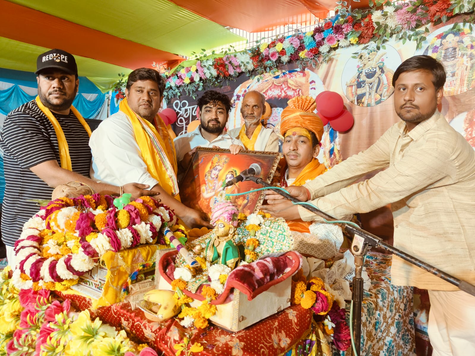 जो भक्तों के पापों का हरण कर ले वही हरि: आचार्य मनीष गर्गाचार्य