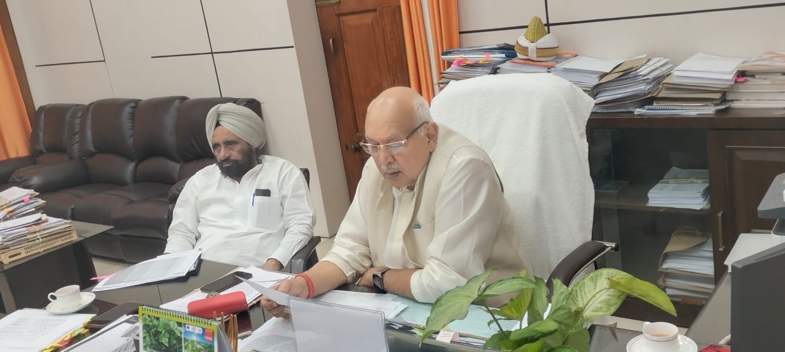 31 मार्च तक फसलों के नुकसान का सर्वे पूरा करें बीमा कंपनियां- कृषि मंत्री