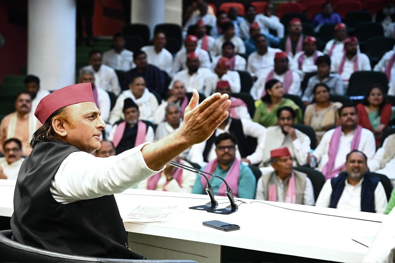 2027 का विधानसभा चुनाव देश को बचाने का चुनाव है: अखिलेश यादव