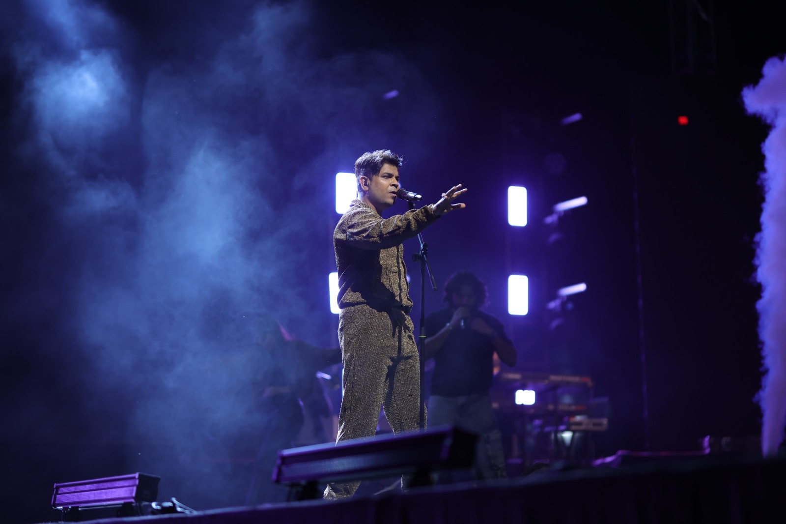 संस्कृति विवि विवि झूमा अंकित तिवारी के मधुर गीतों  पर