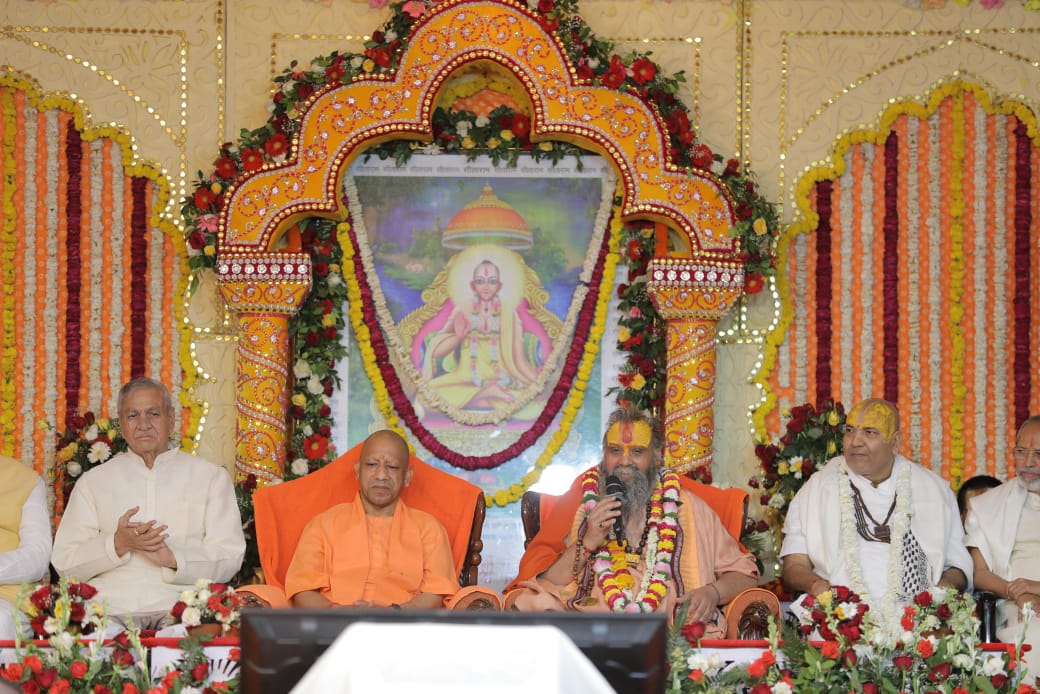 मलूक जयंती पर उमड़ा आस्था का सैलाब; मोहन भागवत, योगी आदित्यनाथ और बाबा रामदेव ने की शिरकत