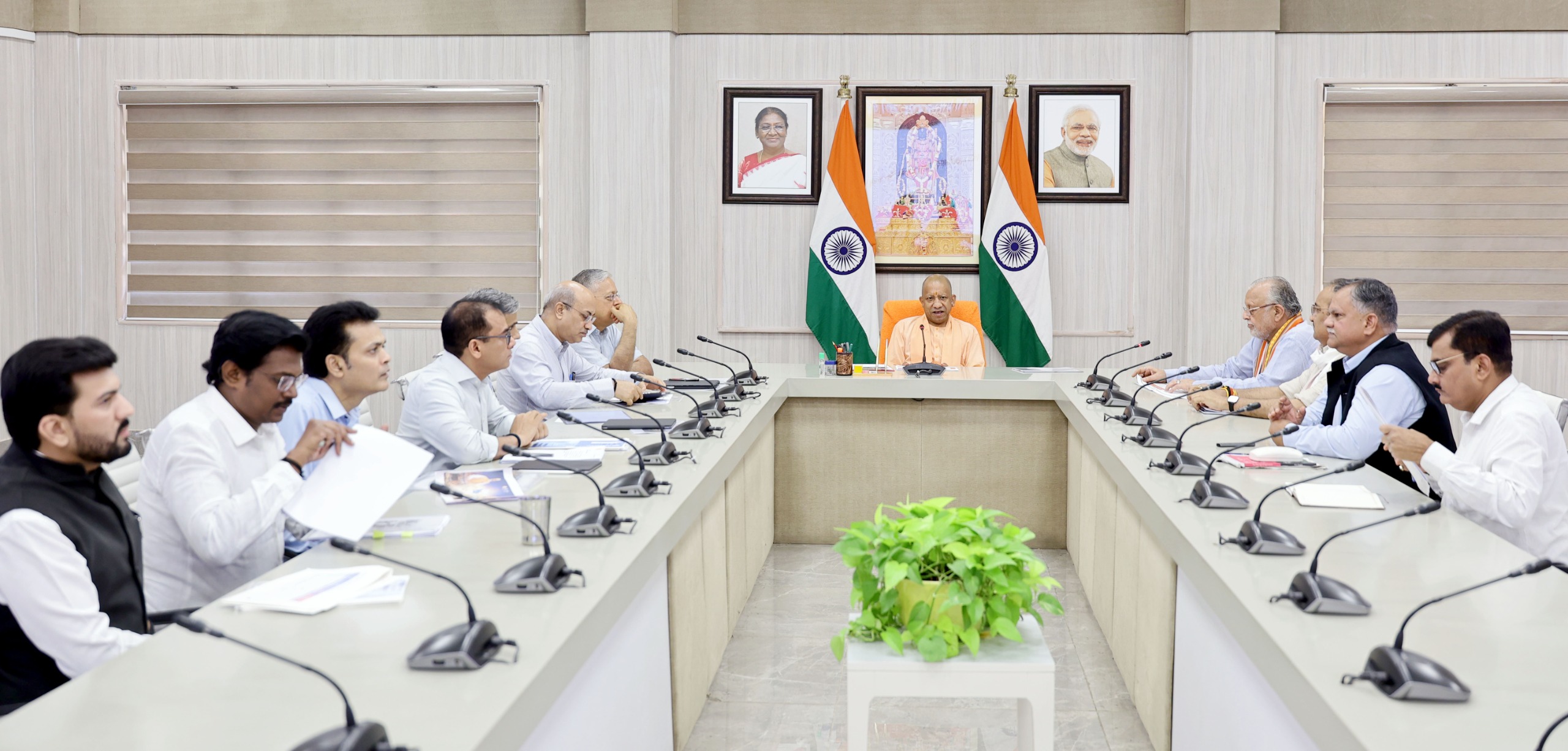 एआई मिशन को गति देगा यूपी डाटा सेंटर क्लस्टर: मुख्यमंत्री