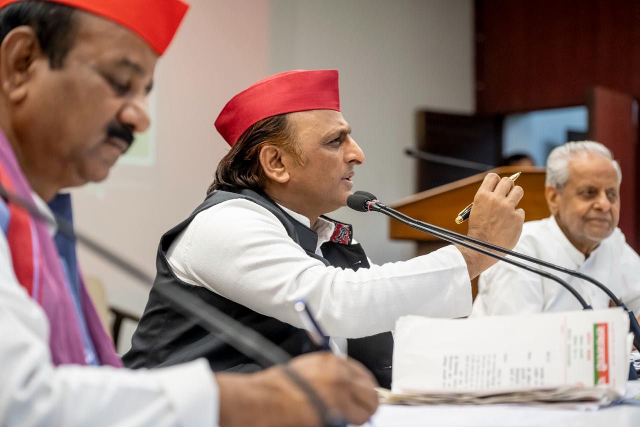 भाजपा के कुराज से बिगड़ी यूपी में बिजली व्यवस्था: अखिलेश यादव