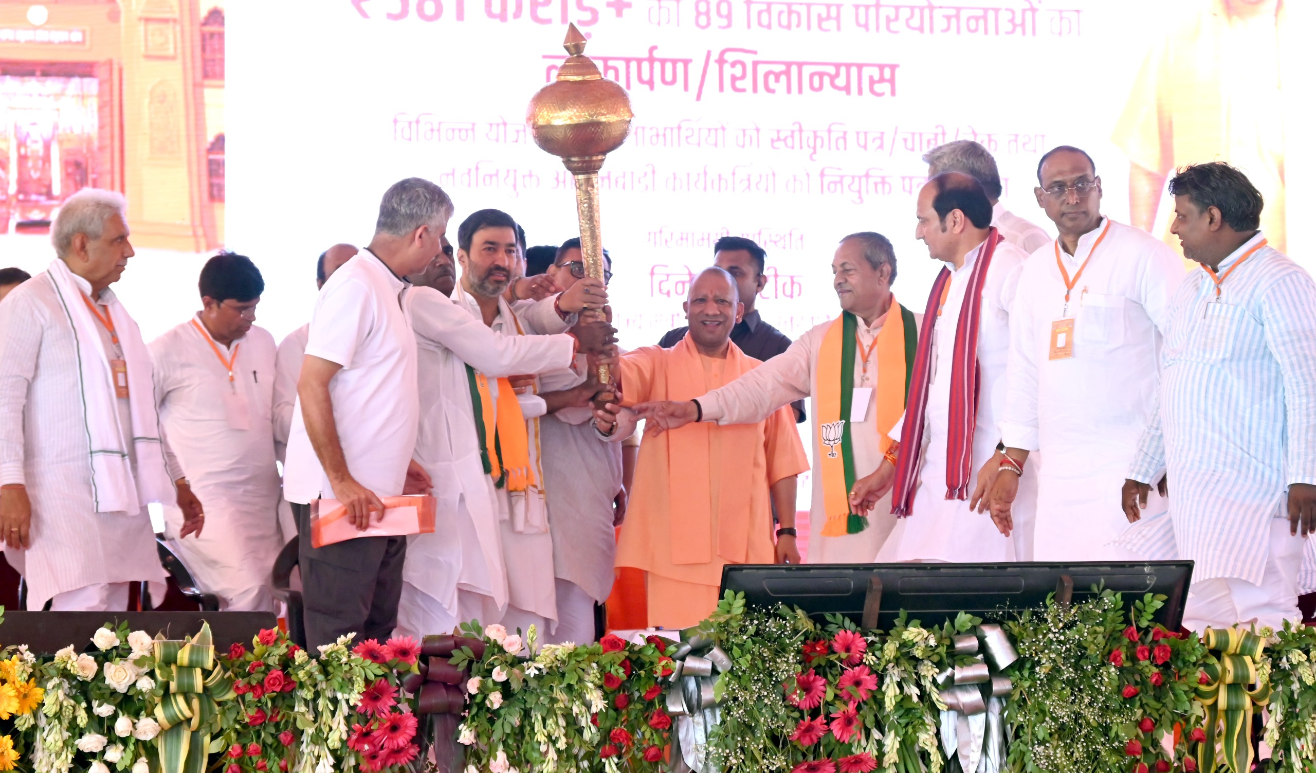 10 साल पहले आतंक व भय का प्रतीक था शामली, अब यहां गन्ने की मिठास और एक्सप्रेसवे की ‘त्रिवेणी’ हैः सीएम योगी