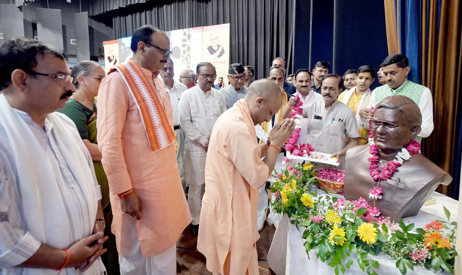 कारगिल युद्ध के दौरान देश ने देखा अटल जी की दृढ़ इच्छाशक्ति: सीएम योगी