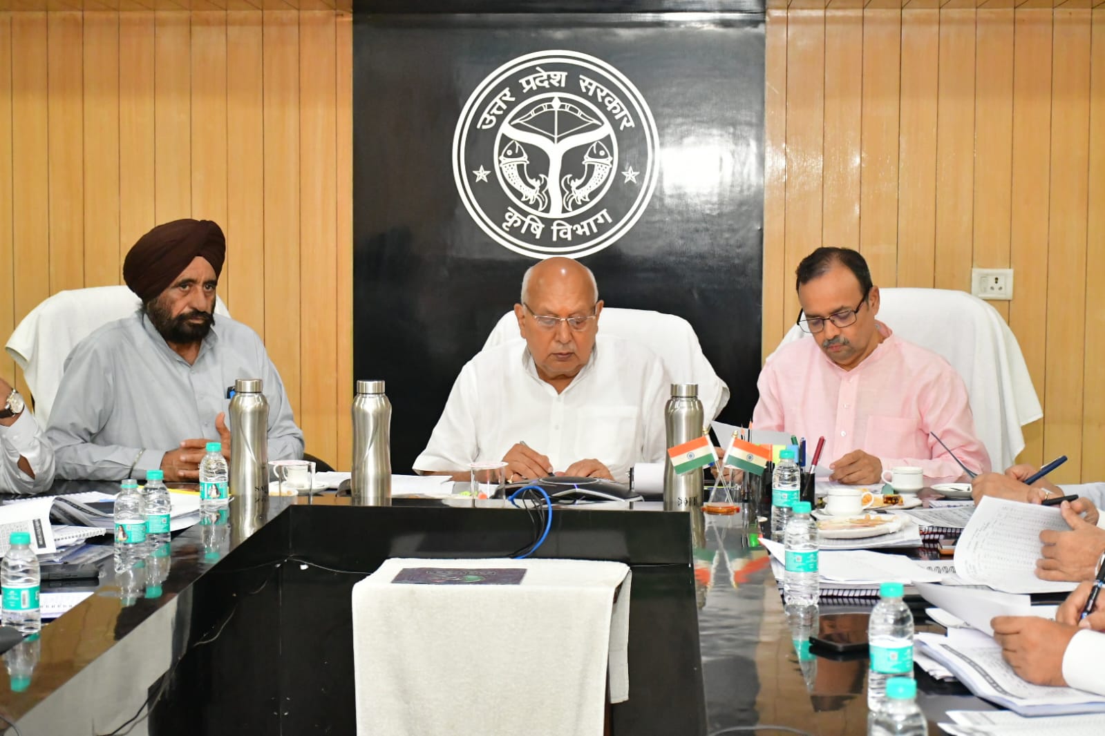 आलू, सरसों और दलहन उत्पादक जिलों में प्राथमिकता से फास्फेटिक उर्वरक उपलब्ध कराएं- कृषि मंत्री
