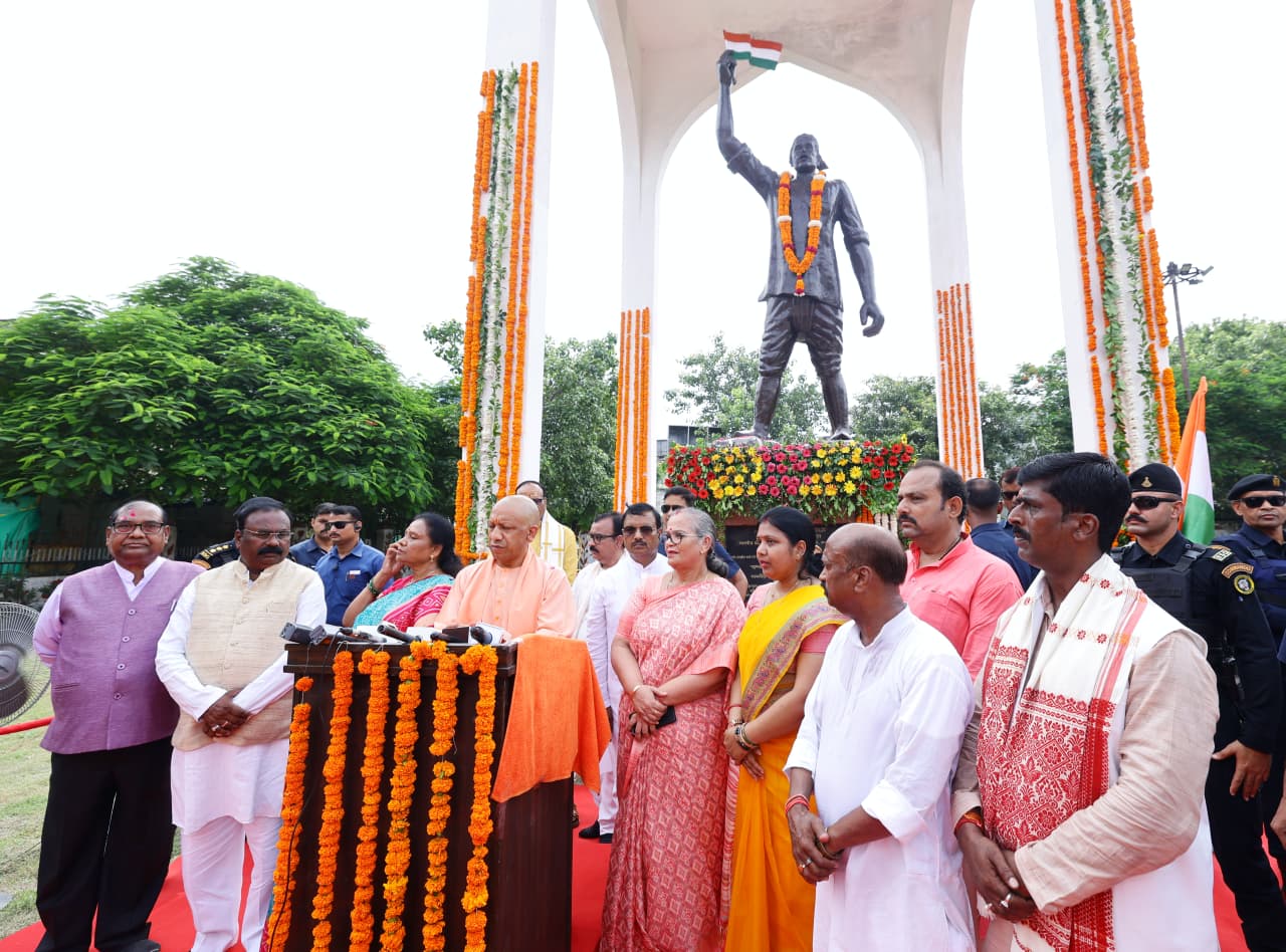 भारत माता के महान सपूत, अमर शहीद गुलाब सिंह लोधी ने 32 साल की उम्र में तिरंगा फहराकर दी थी शहादत- मुख्यमंत्री