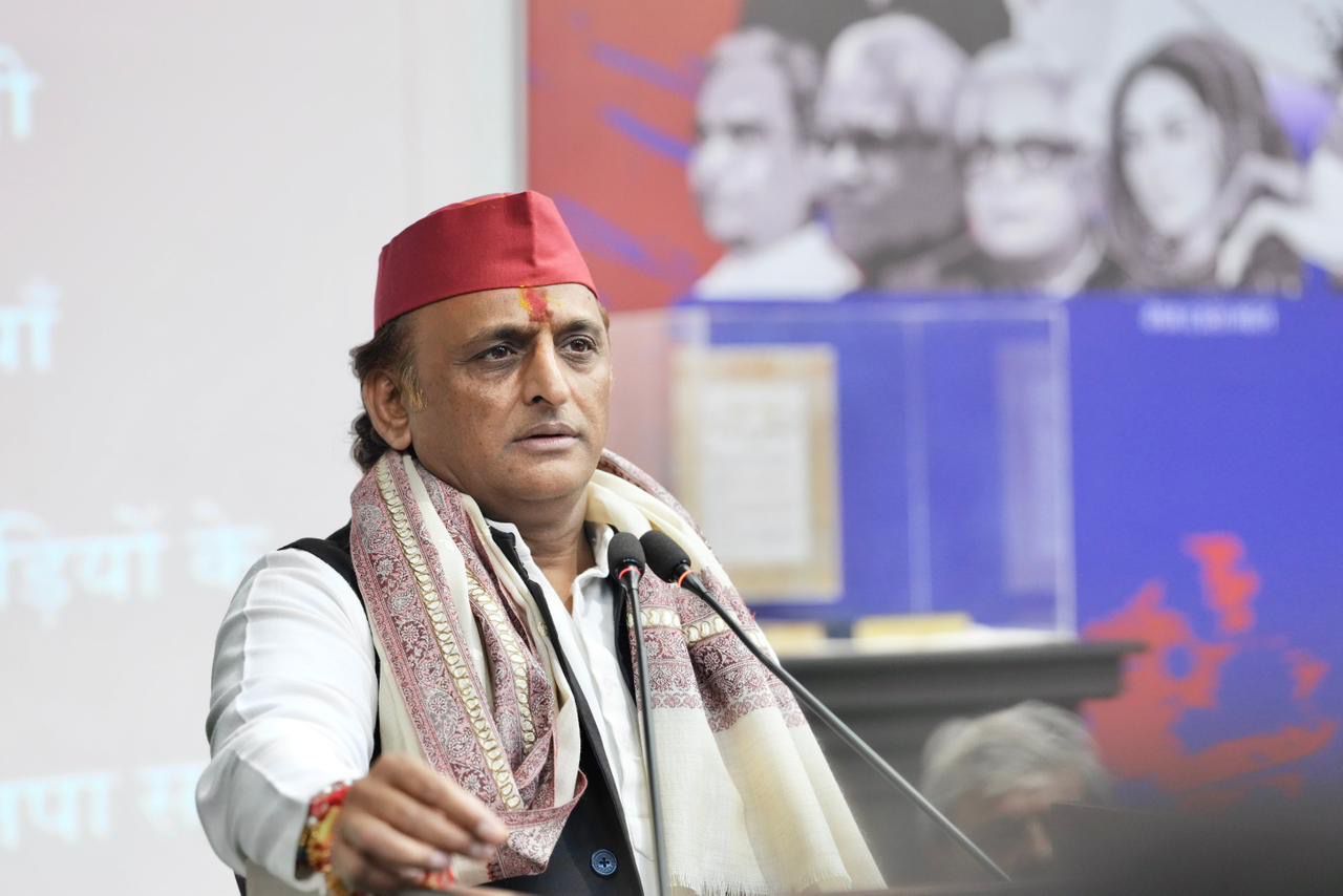 भाजपा सरकार नहीं दुकान है: अखिलेश यादव