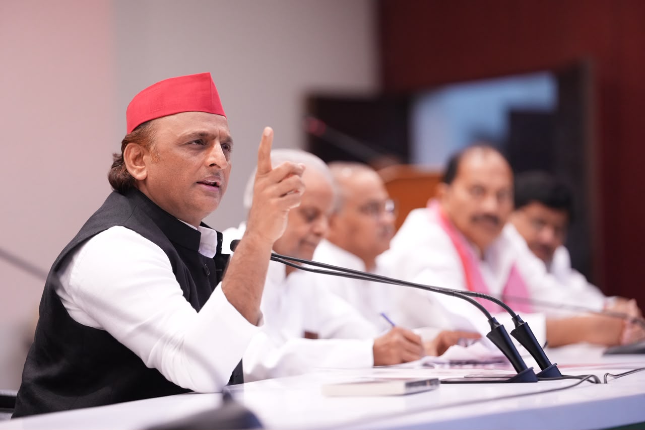आने वाली पीढ़ी की खुशहाली के लिए भाजपा को सत्ता से हटाना लोकतंत्र के हित में है: अखिलेश यादव