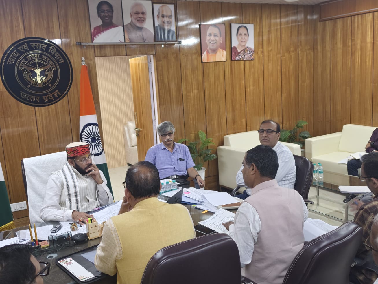 किसानों एवं राइस मिलर्स के हितों में संतुलन बनाकर धान खरीद व्यवस्था को अधिक सरल, पारदर्शी एवं प्रभावी बनाया जाए-खाद्य एवं रसद मंत्री