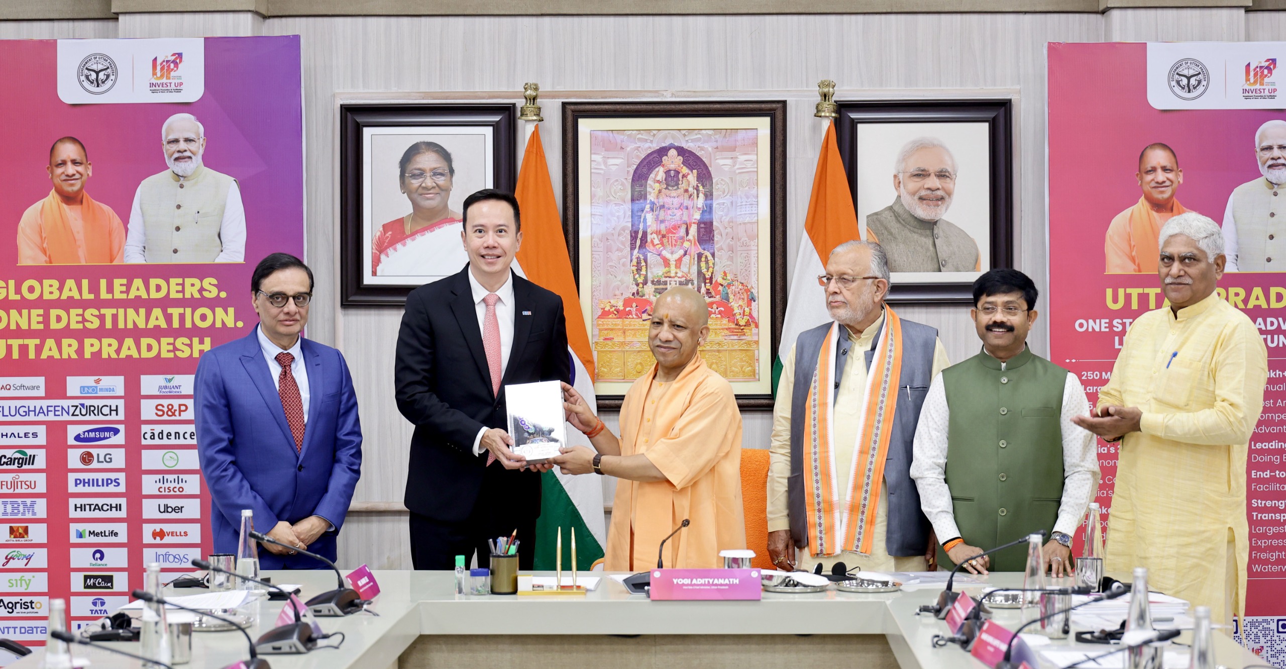 'एमओयू  से मैन्युफैक्चरिंग' और 'ग्राउंडब्रेकिंग से प्रोडक्शन' तक निवेशकों के साथ मजबूती से खड़ी है यूपी सरकार: मुख्यमंत्री