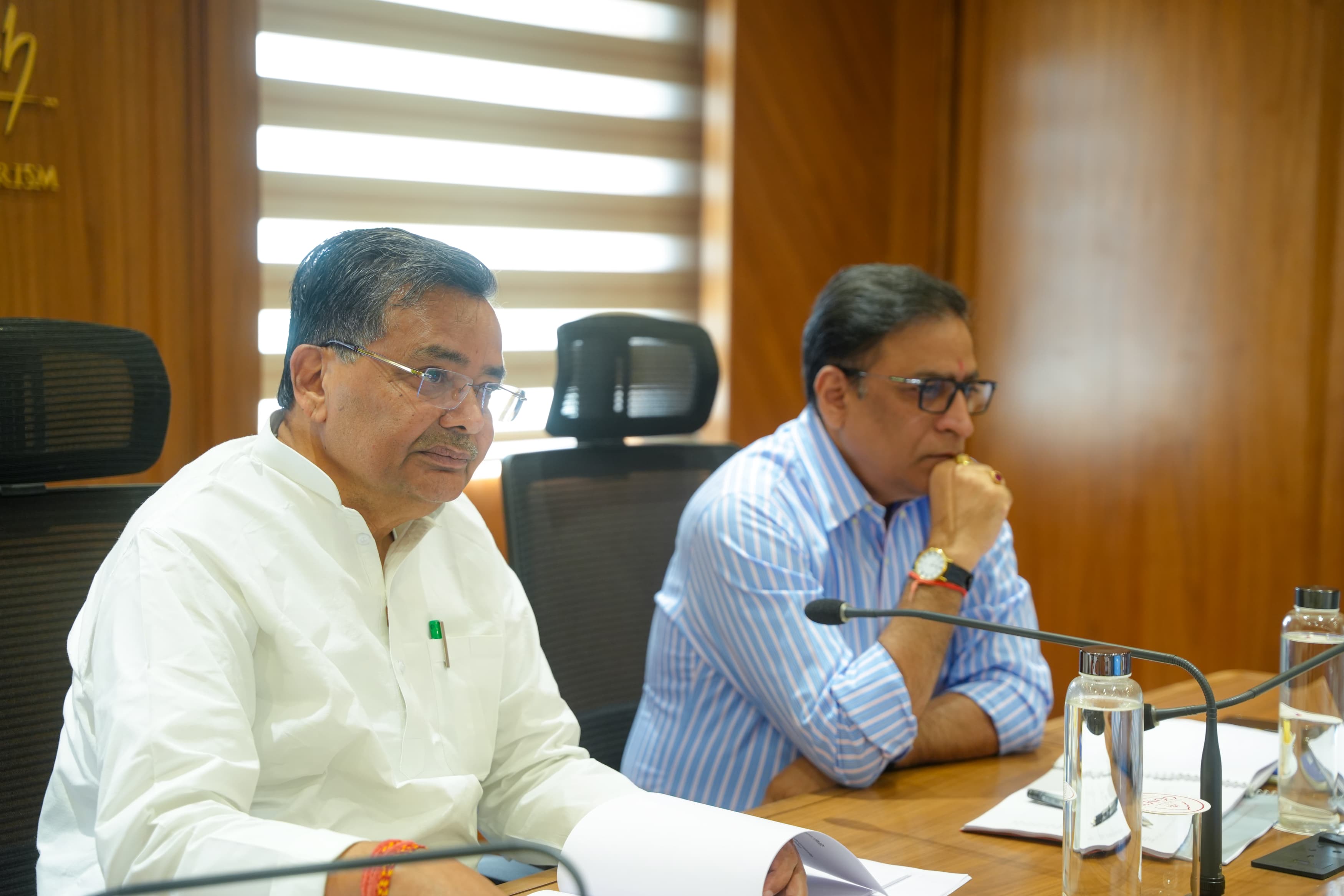 31 अक्टूबर तक जमा करें पर्यटन परियोजनाओं के लंबित एस्टीमेट, समय पर शुरू होंगे विकास कार्य: जयवीर सिंह