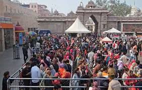 काशी के पर्यटन में रिकार्ड वृद्धि, वर्ष 2025 में पहुंचे 7 करोड़ 26 लाख श्रद्धालु, जिसमें 80 फीसदी युवा