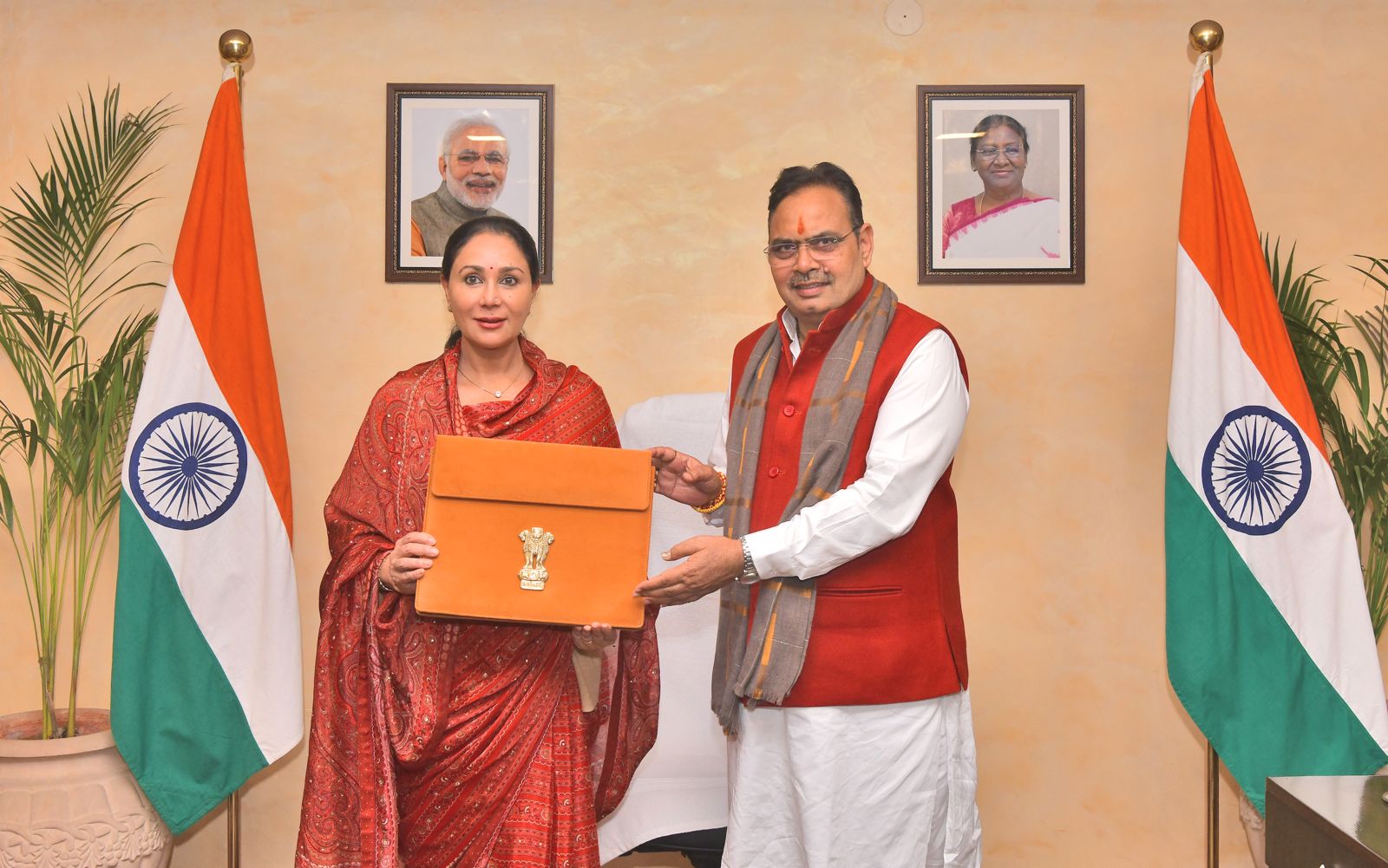 राजस्थान- फ्री इलाज, किसानों को सस्ती बिजली, 8वें वेतन आयोग के लिए कमेटी